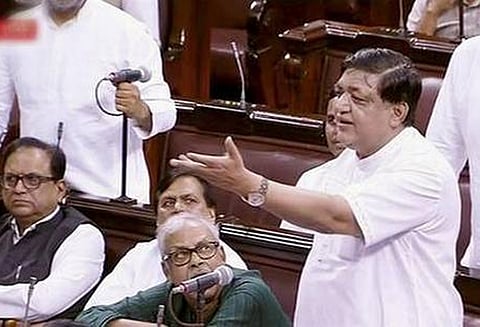 நீக்கப்பட்ட கருத்தை வெளியிட்ட மீடியாக்களுக்கு எதிராக உரிமை மீறல் தீர்மானம் எதிர்க்கட்சிகள் வலியுறுத்தல்