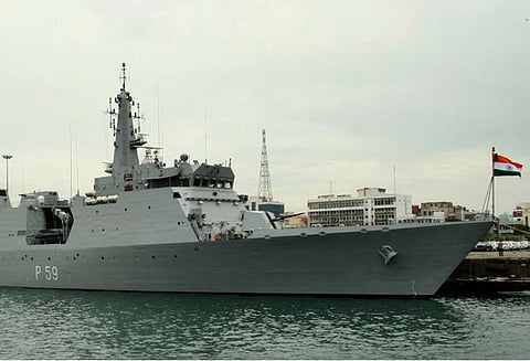 கடல் ரோந்து பணிக்கு இரு கப்பல்களை கட்டி வழங்கியது ரிலையன்ஸ்