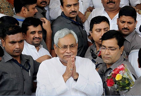 “ஒரு குடும்பத்திற்காக என்னால் பணியாற்ற முடியாது” பீகார் சட்டசபையில் நிதிஷ் குமார் ஆவேசம்