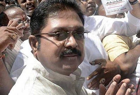 நான் கட்சி அலுவலகத்துக்கு செல்வதை தடுக்க யாருக்கும் உரிமை இல்லை டி.டி.வி.தினகரன் பேட்டி