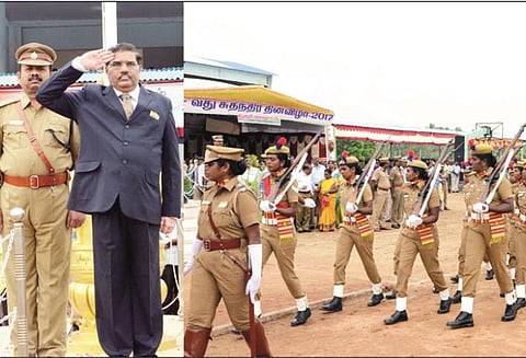 கரூரில் சுதந்திர தின விழா கோலாகல கொண்டாட்டம்: தேசிய கொடியை கலெக்டர் ஏற்றினார்