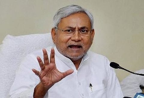 2008ம் ஆண்டில் ரூ.1,100 கோடி வெள்ள நிவாரணம்; நிதீஷை தாக்கும் தேஜஸ்வி