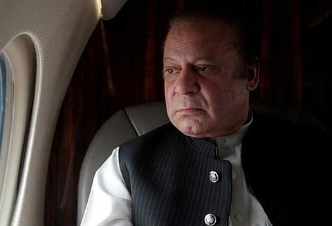 லண்டனில் சிகிச்சை பெறும் மனைவியை சந்திக்க நவாஸ் ஷெரீப் இங்கிலாந்து பயணம்