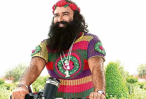 குர்மீத்தால் 200 பெண்கள் பாலியல் துன்புறுத்தல்களுக்கு ஆளாகி உள்ளனர் முன்னாள் விசாரணை அதிகாரி தகவல்