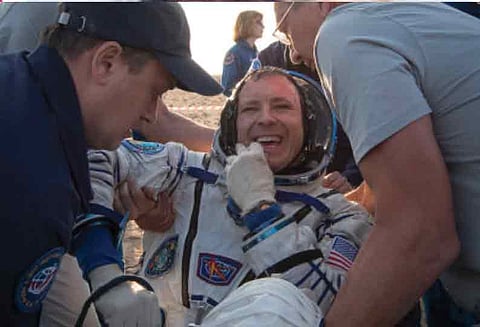 அதிக நாட்கள் விண்வெளியில் தங்கி சாதனை புரிந்த வீராங்கனை