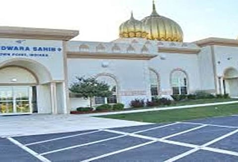 அமெரிக்காவில் சீக்கிய குருத்வாரா மீது தாக்குதல்