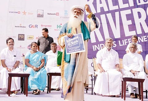 நதிகளை பாதுகாக்க மத்திய, மாநில அரசுகள் சட்டம் இயற்ற வேண்டும் திருச்சியில் ஜக்கி வாசுதேவ் பேச்சு