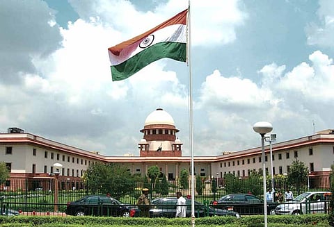 காவிரி மேலாண்மை வாரியம் அமைக்காமல் கால தாமதம் செய்வது மத்திய அரசின் தவறான அணுகுமுறையாகும்-சுப்ரீம் கோர்ட்