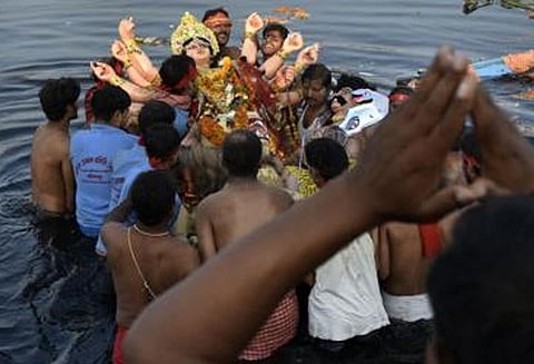 அக்.1 ஆம் தேதி துர்கா சிலைகளை கரைக்க தடையில்லை: கொல்கத்தா உயர் நீதிமன்றம்