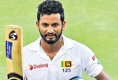 இரட்டை சதத்தை நழுவவிட்டார், கருணாரத்னே