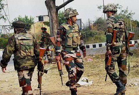 சோபியான் என்கவுண்டரில் 2 பயங்கரவாதிகள் சுட்டுக் கொலை