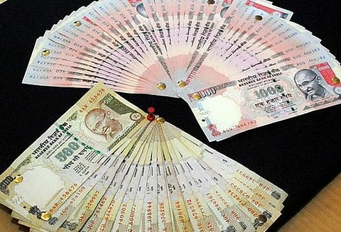 500, 1000 ரூபாய் நோட்டுக்களை எண்ண பயன்படுத்தப்பட்ட எந்திரங்கள் எத்தனை? ஆர்பிஐ தகவல்