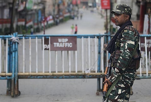 மம்தா பானர்ஜிக்கு வெற்றி: மத்திய அரசு படைகளை திரும்பபெற ஐகோர்ட்டு இடைக்கால தடை