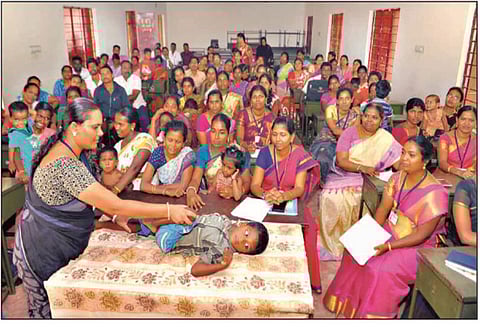 மாற்றுத்திறனாளி குழந்தைகளை கையாள்வது எப்படி?