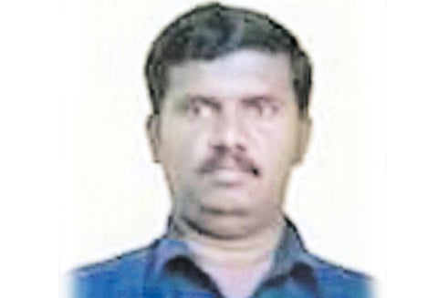 சென்னை விமான நிலையத்தில் ரூ.28 லட்சத்துடன் மாயமான வேன் டிரைவரை பிடிக்க 3 தனிப்படைகள்