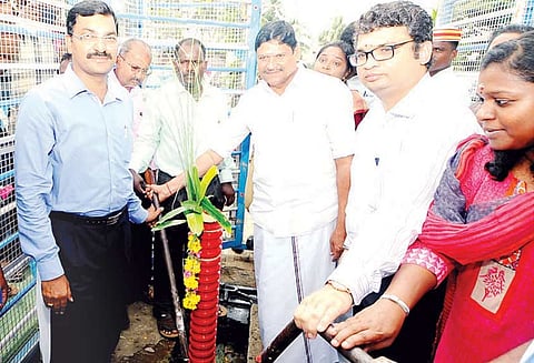 கீழணையில் இருந்து சம்பா பாசனத்திற்காக தண்ணீர் திறப்பு 87 ஆயிரம் ஏக்கர் விளை நிலங்கள் பயன் பெறும்