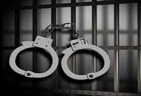 பாலியல் தொல்லை கொடுத்து சிறுமியை கத்தியால் குத்தியவருக்கு ஆயுள் தண்டனை செசன்ஸ் கோர்ட்டு தீர்ப்பு