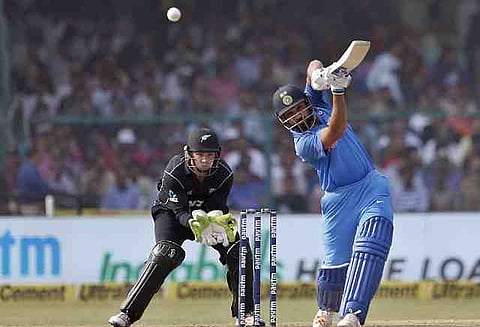 3வது ஒரு நாள் போட்டி: நியூசிலாந்து அணிக்கு 338 ரன்கள் வெற்றி இலக்காக நிர்ணயித்தது இந்தியா