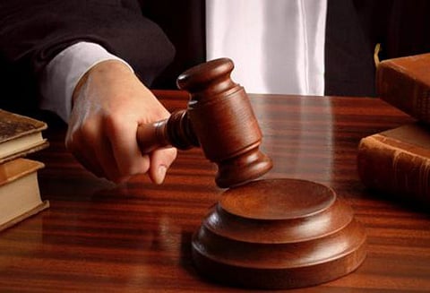 சட்டவிரோத பந்தல் விவகாரத்தில் மதச்சார்பற்ற நிலையை கையாள வேண்டும் மாநகராட்சி அதிகாரிகளுக்கு ஐகோர்ட்டு உத்தரவு