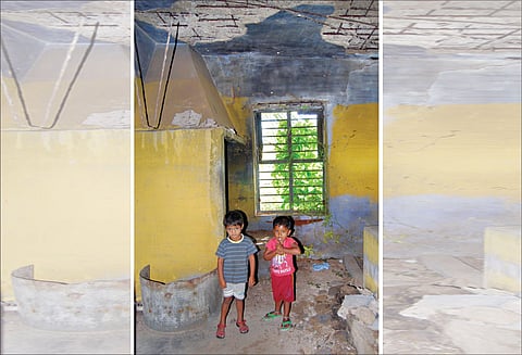 தேவாரத்தில் சேதமடைந்த கட்டிடத்தில் செயல்படும் அங்கன்வாடி மையம்