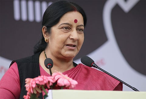 ஜிம்பாப்வேயில் உள்ள இந்தியர்கள் பத்திரமாக உள்ளனர்: சுஷ்மா சுவராஜ் தகவல்