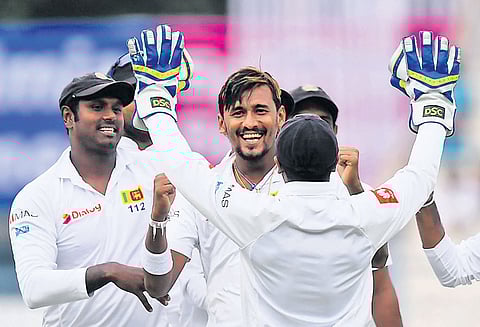 இந்திய அணி மோசமான தொடக்கம் இலங்கை பவுலர் லக்மல் அசத்தல்