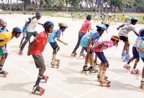 அரியலூரில் மாவட்ட அளவிலான ரோலர் ஸ்கேட்டிங் போட்டி