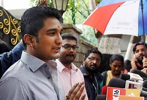 அரசியல் பொறுப்பு கொடுக்கப்பட்டால் அதை நிறைவேற்றவேண்டியது எனது கடமை விவேக் பேட்டி