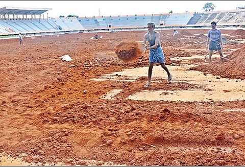 சர்வதேச தரத்துக்கு இணையாக தயாராகி வரும் நேரு விளையாட்டு அரங்கம்