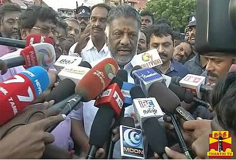 சென்னை கோயம்பேடு காய்கறி வணிக வளாகத்தில் துணை முதலமைச்சர் ஓ,பன்னீர்செல்வம் திடீர் ஆய்வு