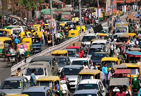 வாகன கட்டுப்பாடு திட்டம் மீண்டும் அமல்படுத்தப்படும்: தேசிய பசுமை தீர்ப்பாயத்தில் டெல்லி அரசு தகவல்