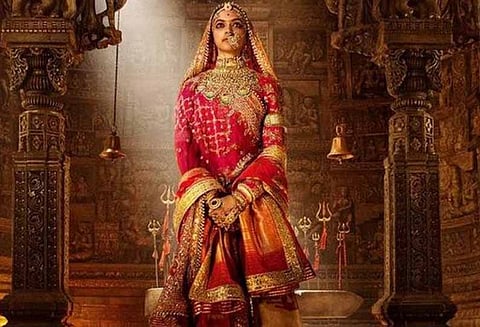 எம்.ஏ.வரலாற்றுப் பரீட்சைக்கான கேள்விதாளில் இடம் பெற்ற பத்மாவதி,முத்தலாக், ஹலால் கேள்விகள்