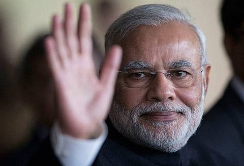 ஒகி புயல் பாதிப்பினை பார்வையிட மங்களூருவிலிருந்து லட்சத்தீவுக்கு புறப்பட்டார் பிரதமர் மோடி