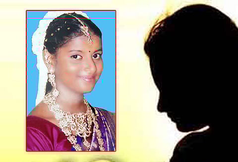 தோழி இறந்த துக்கத்தால், பிளஸ்-1 மாணவி தூக்குப்போட்டு தற்கொலை