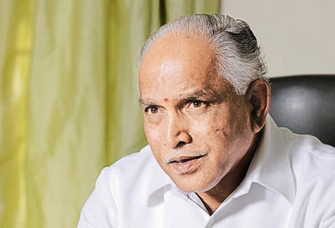 என்னைப்பற்றி பேச சித்தராமையாவுக்கு அருகதை கிடையாது மகதாயி நதியில் விரைவில் தண்ணீர் பாய்ந்தோடும் எடியூரப்பா பேச்சு