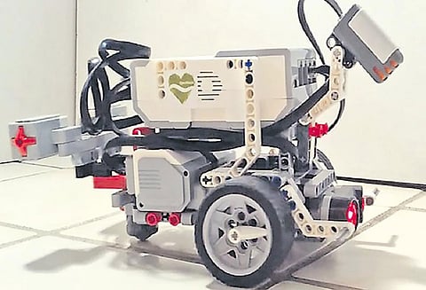 ரோபோவுக்கு ‘புழுவின் மூளை’