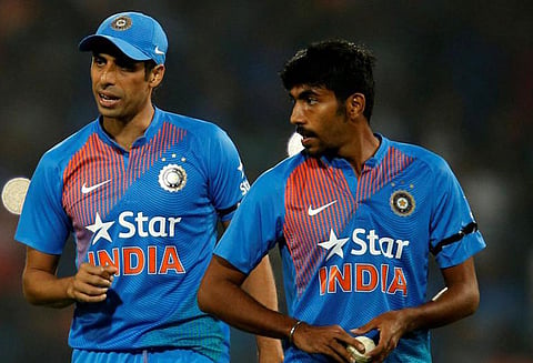 ‘பும்ராவுக்கு வாய்ப்பு கொடுங்கள்’- நெஹரா