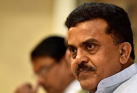 மெட்ரோ ரயில் பணிகளால் ஏற்படும் தொல்லைக்கு முடிவு கட்ட அனைத்து கட்சி கூட்டத்தை கூட்டவேண்டும்