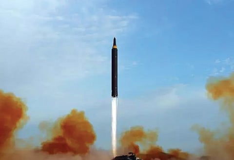 வடகொரியாவின் ஏவுகணை தவறுதலாக சொந்த பிராந்தியத்தை தாக்கியதாக தகவல்