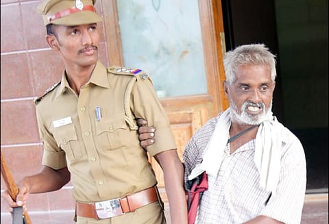 பெண்ணை பாலியல் பலாத்காரம் செய்த வழக்கு: விவசாயிக்கு 10 ஆண்டு கடுங்காவல் தண்டனை