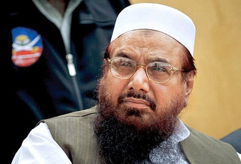 ஹபீஸ் சயீத்தின் ஜமாத் உத் தவா உள்ளிட்ட 72 பயங்கரவாத அமைப்புகளுக்கு நிதி வழங்க பாகிஸ்தான் அரசு தடை