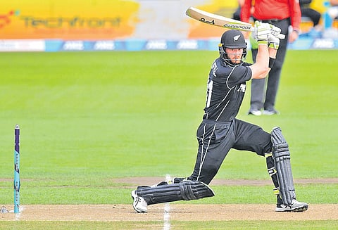 பாகிஸ்தானுக்கு எதிரான 2-வது ஒருநாள் கிரிக்கெட்: நியூசிலாந்து அணி அபார வெற்றி