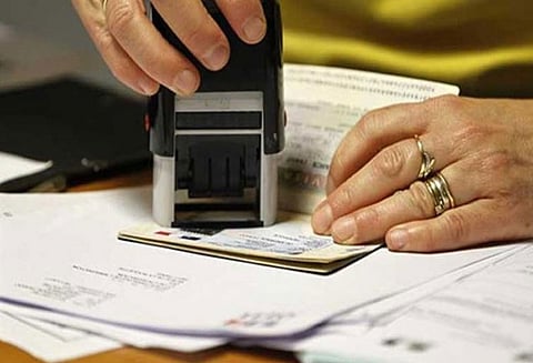 எச்-1பி விசா நீட்டிப்பு தொடரும் என்ற அமெரிக்காவின் அறிவிப்புக்கு இந்திய வம்சாவளியினர் வரவேற்பு