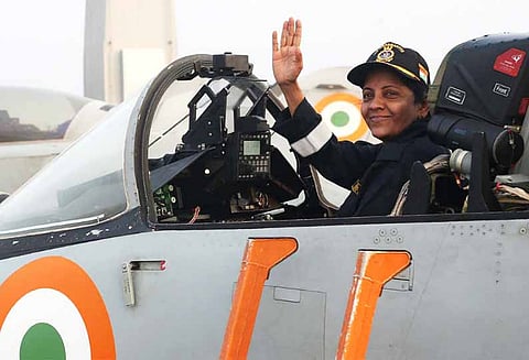எவ்வித அச்சுறுத்தலையும் எதிர்கொள்ளும் வலிமை இந்தியக் கடற்படைக்கு உள்ளது- நிர்மலா சீதாராமன்