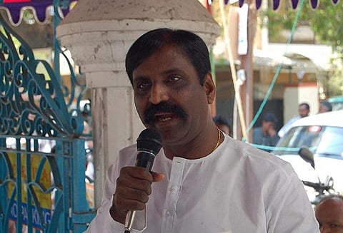 ஆண்டாள் என் தாய் போன்றவர், எனது தாயை சிறுமைப்படுத்துவேனா? கவிஞர் வைரமுத்து பேட்டி