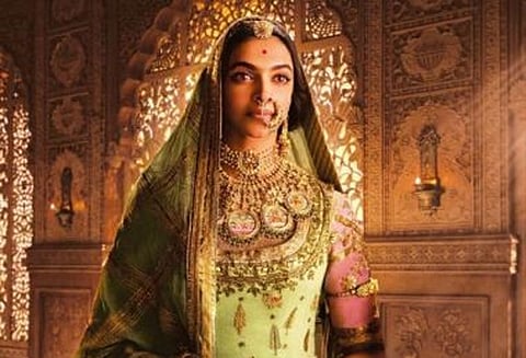 பத்மாவத் படம் வெளியானால் ஜனங்களே அதனை நிறுத்தும் போராட்டம் நடத்தப்படும்: கர்னி சேனா