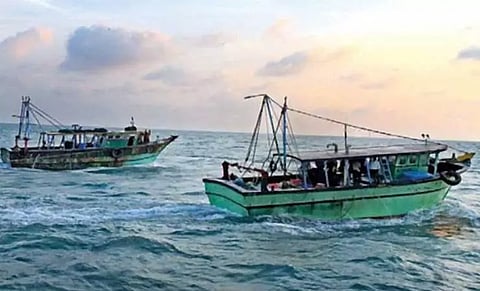 இலங்கை சிறையில் இருந்து விடுதலையான தமிழக மீனவர்கள் 4 பேர் சென்னை வந்தனர்