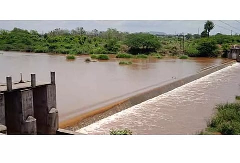 கமண்டல நாகநதி ஆற்றில் திடீர் வெள்ளப்பெருக்கு