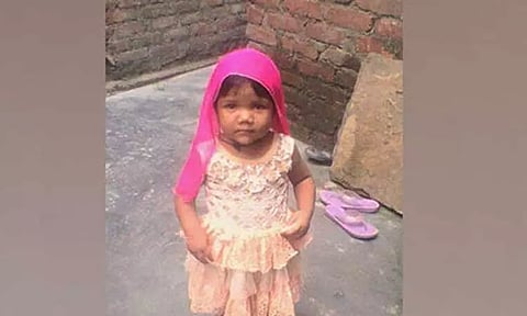 உ.பி: மர்ம நபர்களால் சுடப்பட்ட 6 வயது சிறுமி 5 பேருக்கு வாழ்வளித்தார்...!