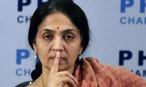 சித்ரா ராமகிருஷ்ணா மனுவுக்கு பதில் அளிக்க சிபிஐக்கு டெல்லி ஐகோர்ட்டு உத்தரவு